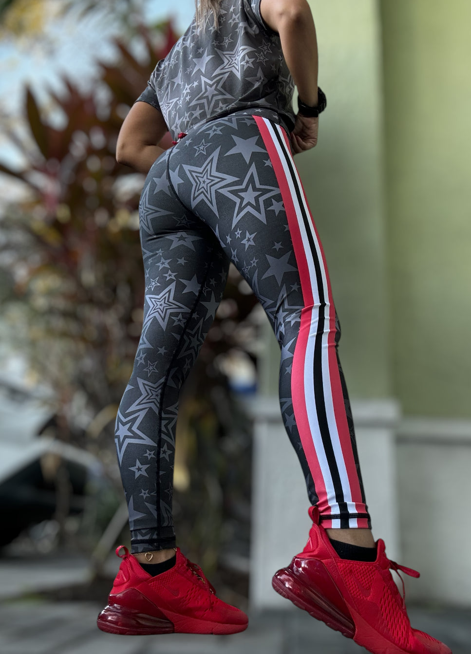 Sports set black Stars (leggings and T-shirt)