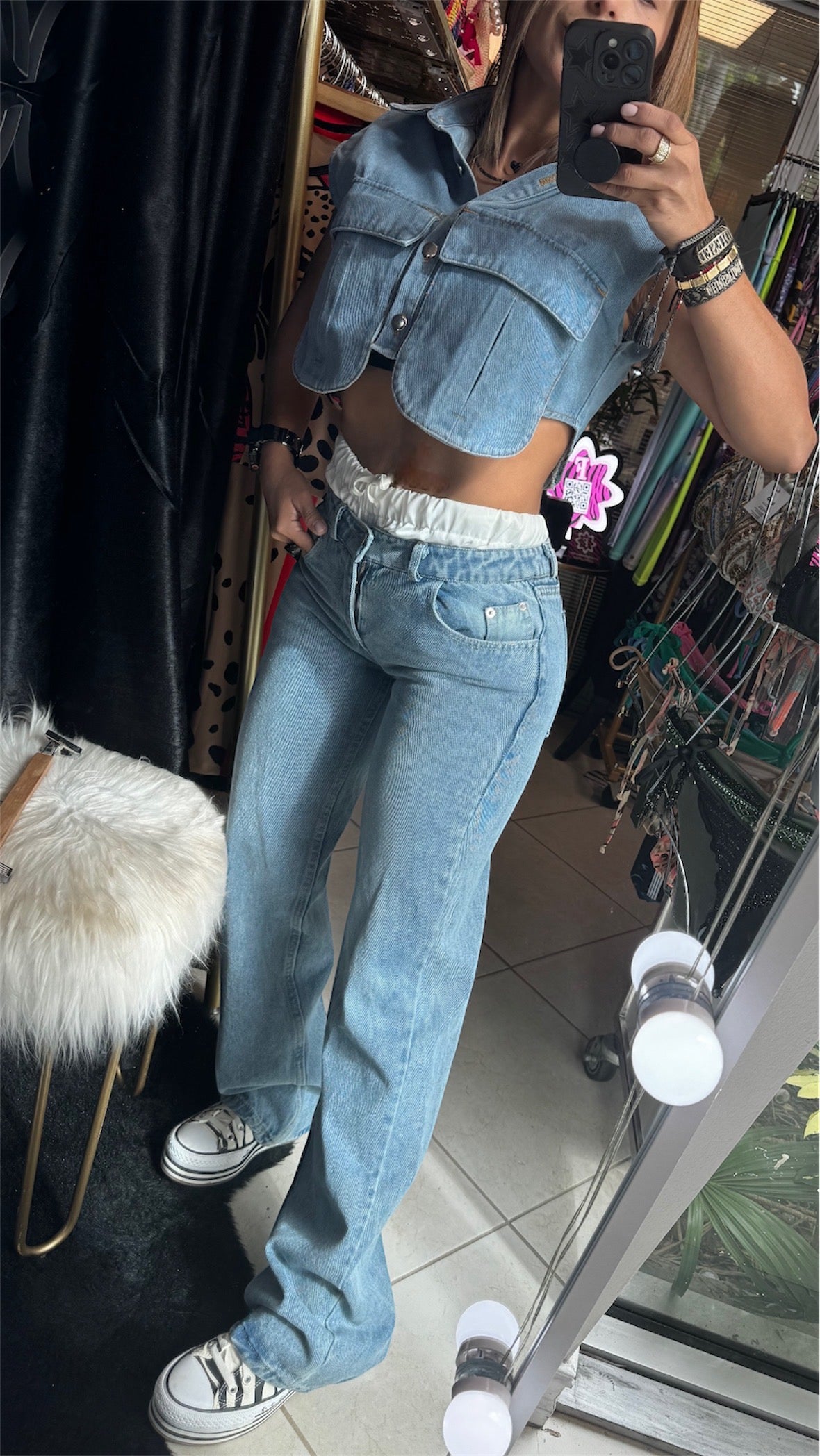 Loose Fit Jeans With Waistband