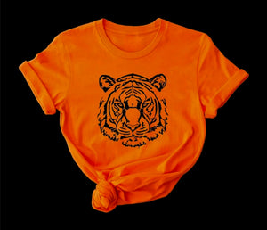 Woman tiger t-shirt