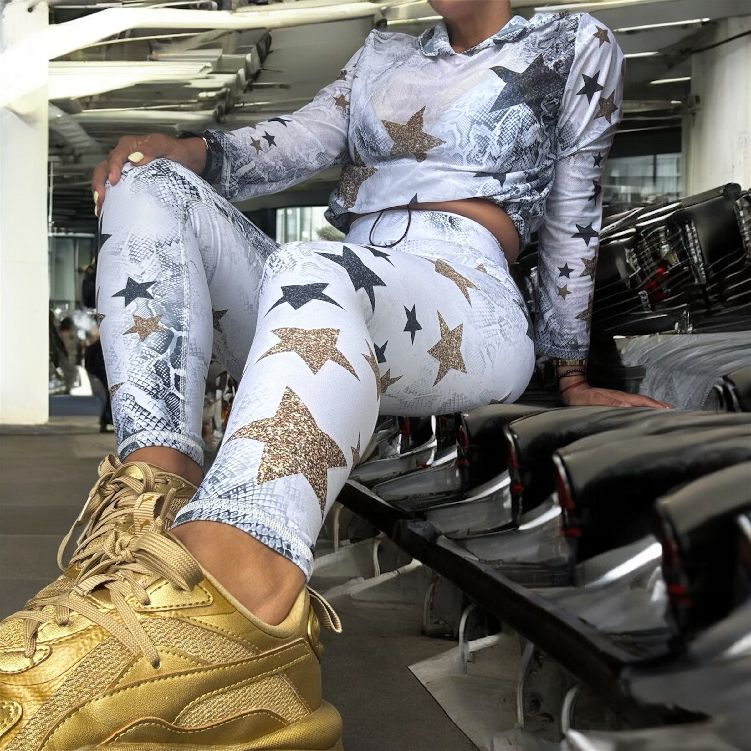 Sport Set white Snake with stars golg - legging and Mesh
