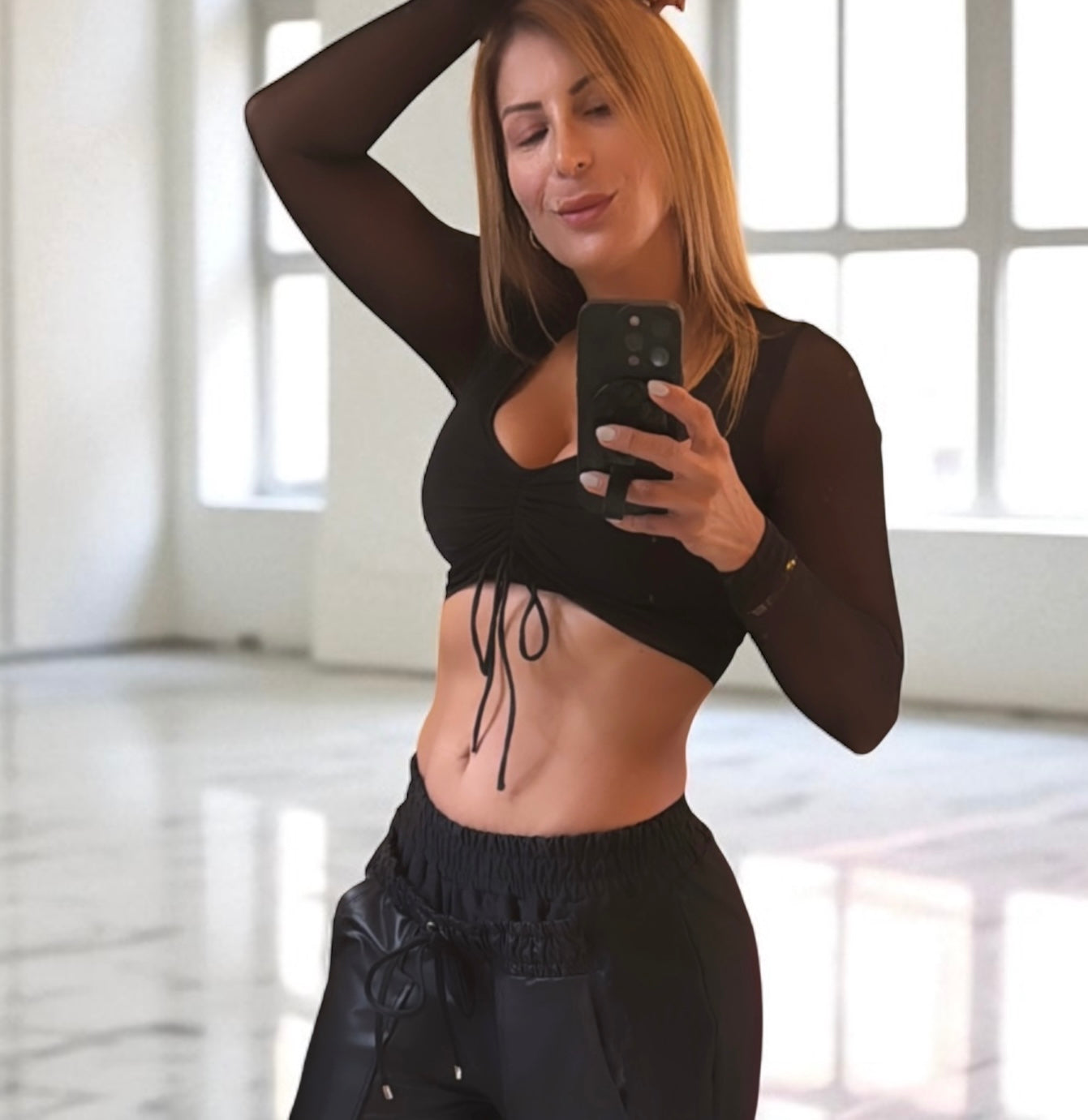 Long sleeve Mesh crop top power
