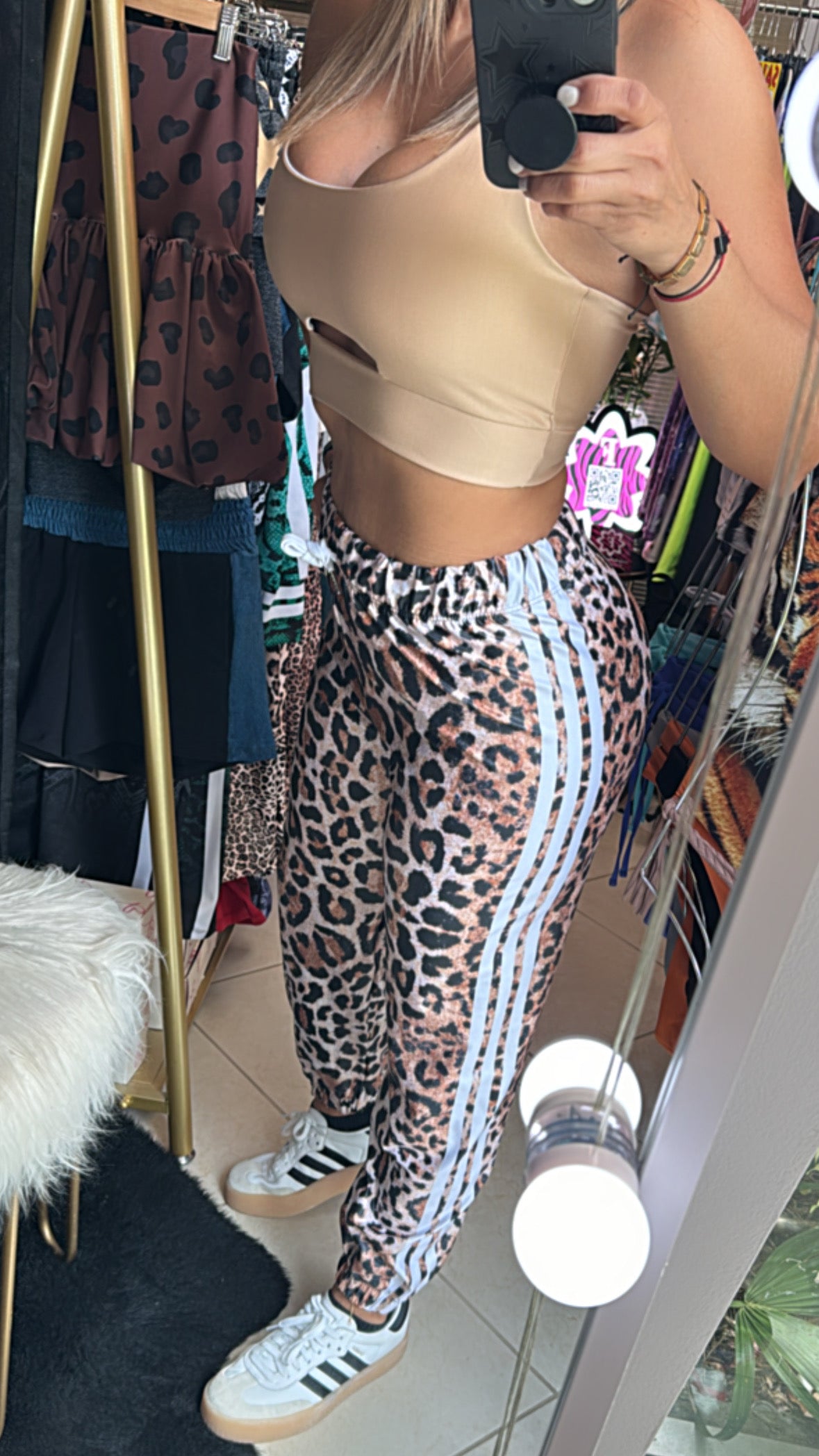 Fashion Jogger leopard with three white stripes