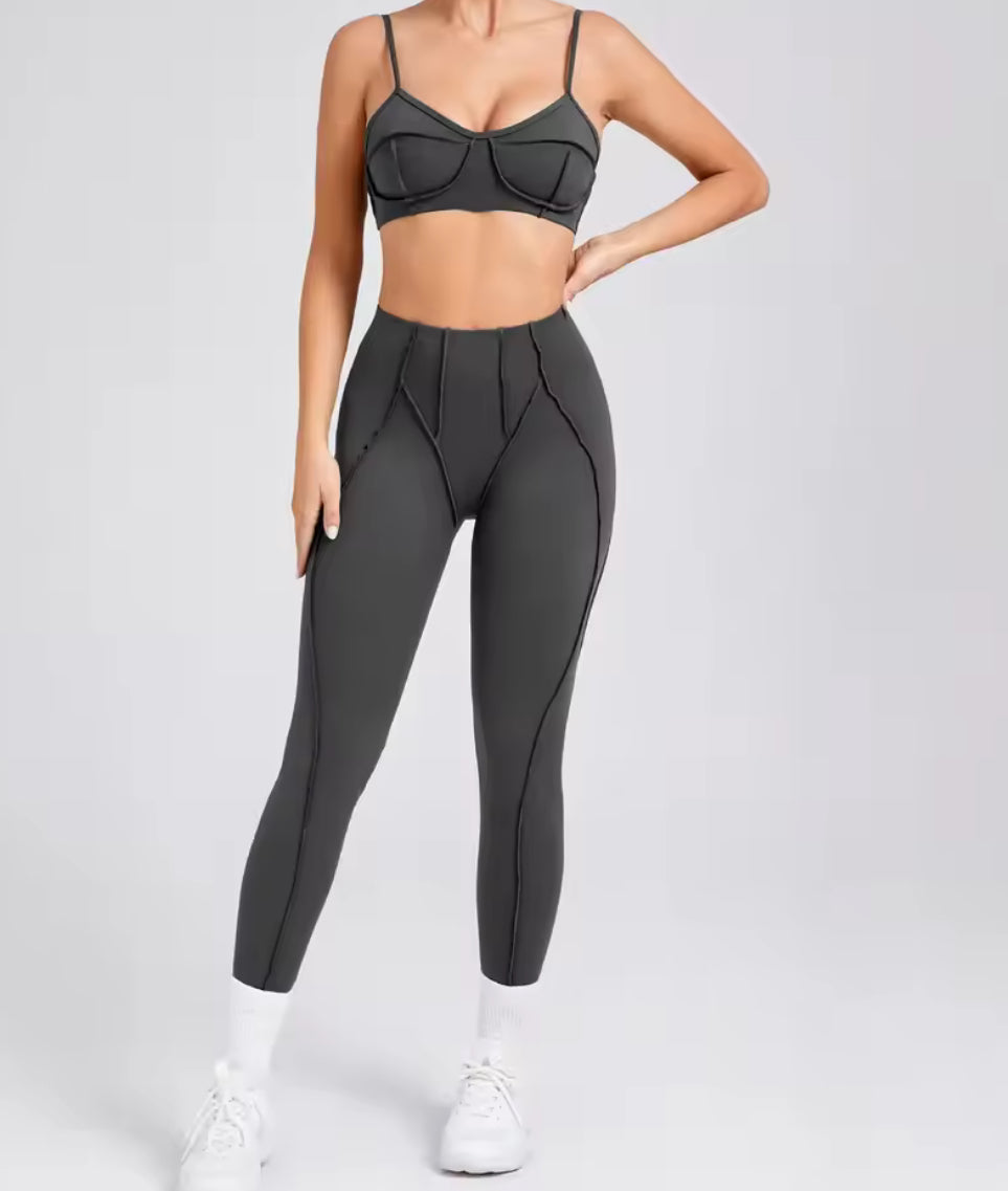 Sport Set yoga reliefs - legging and top