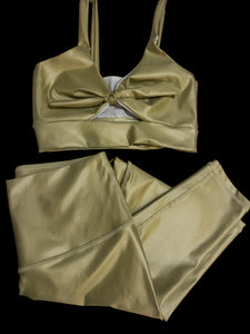 Sport Set pistachio color effect leather bow