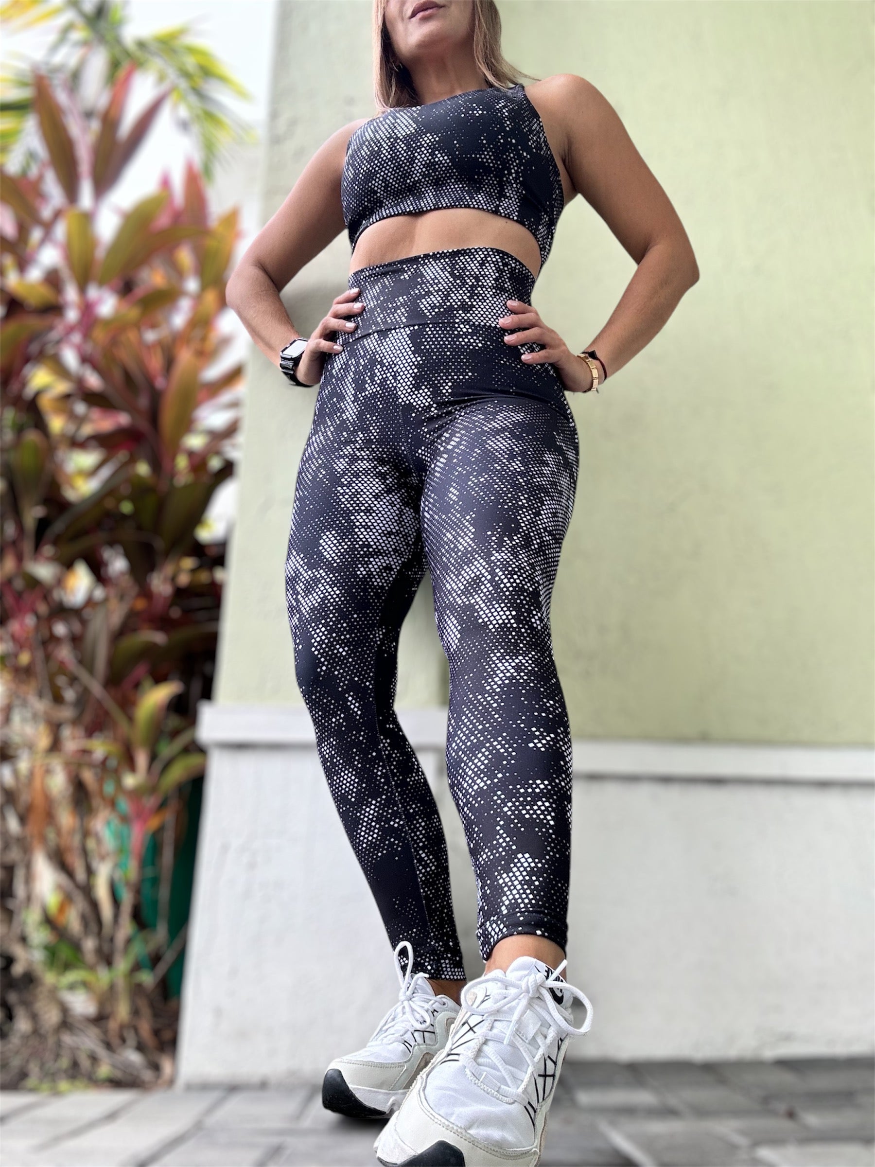 Sport Set Matrix black- legging and top