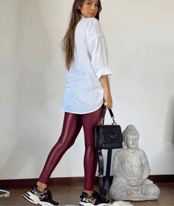 Red wine leggings effect leather