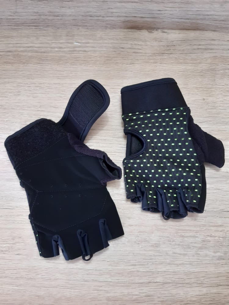 Sport gloves