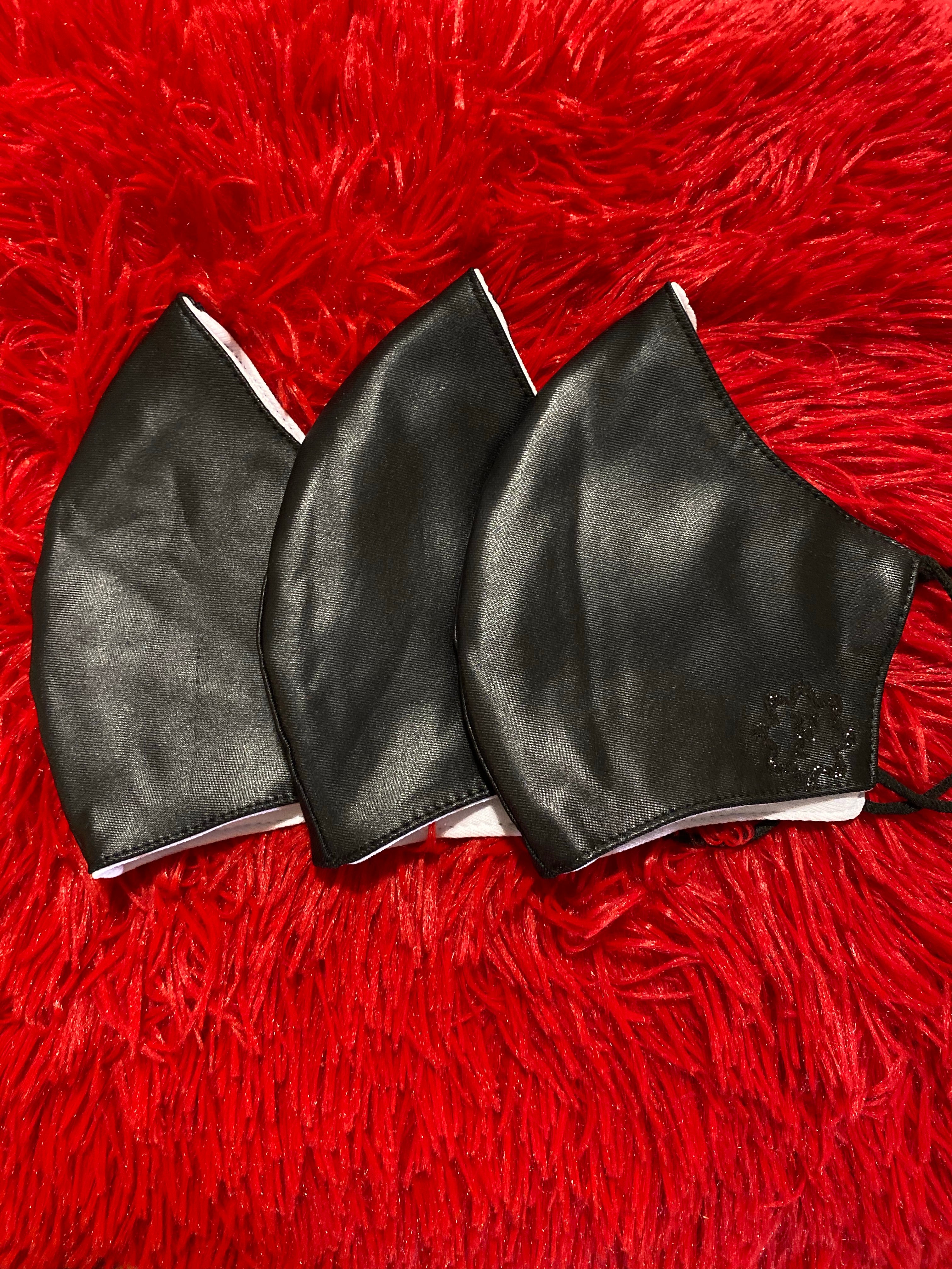 Mask -effect leather