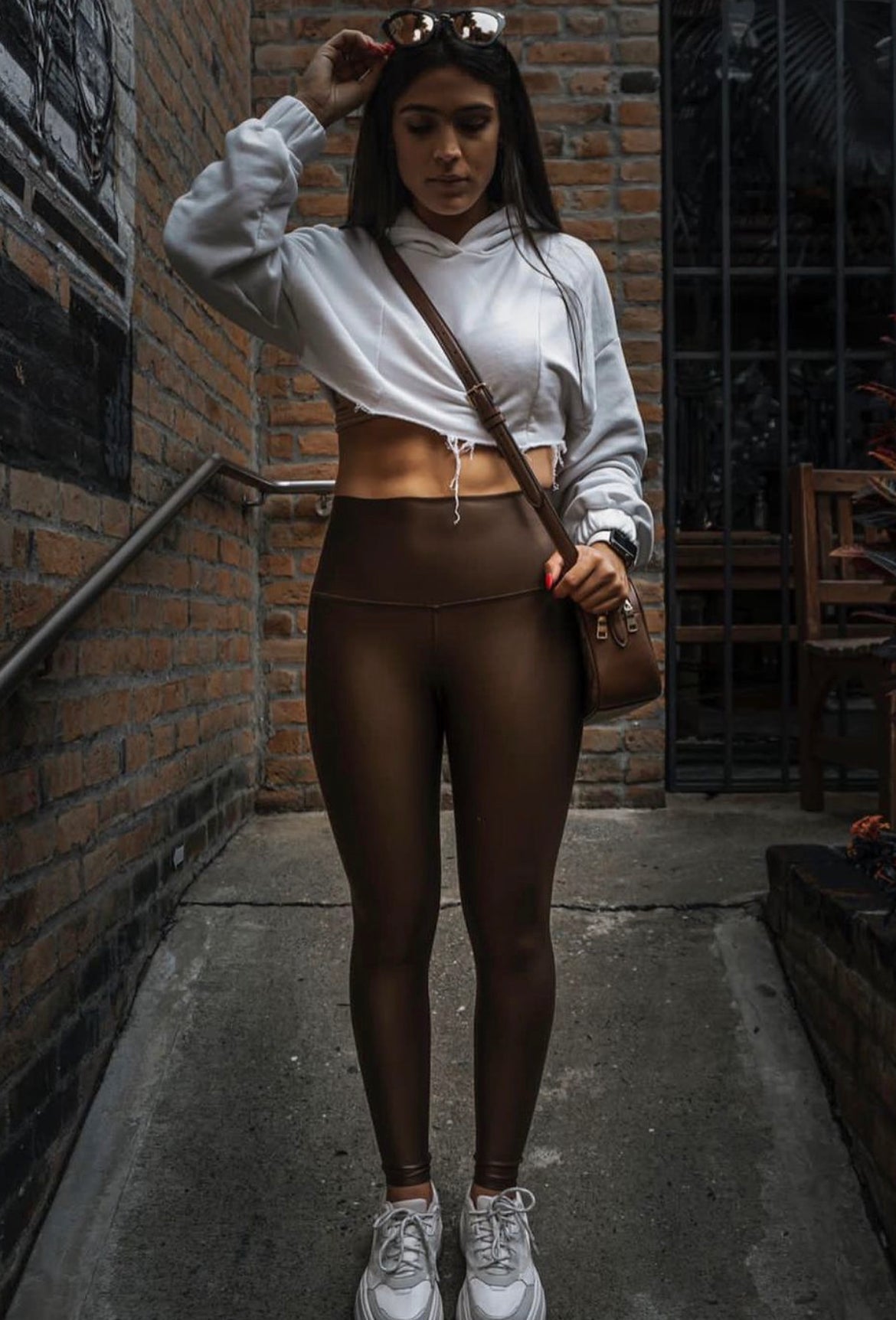 Brown color legging effect leather basic