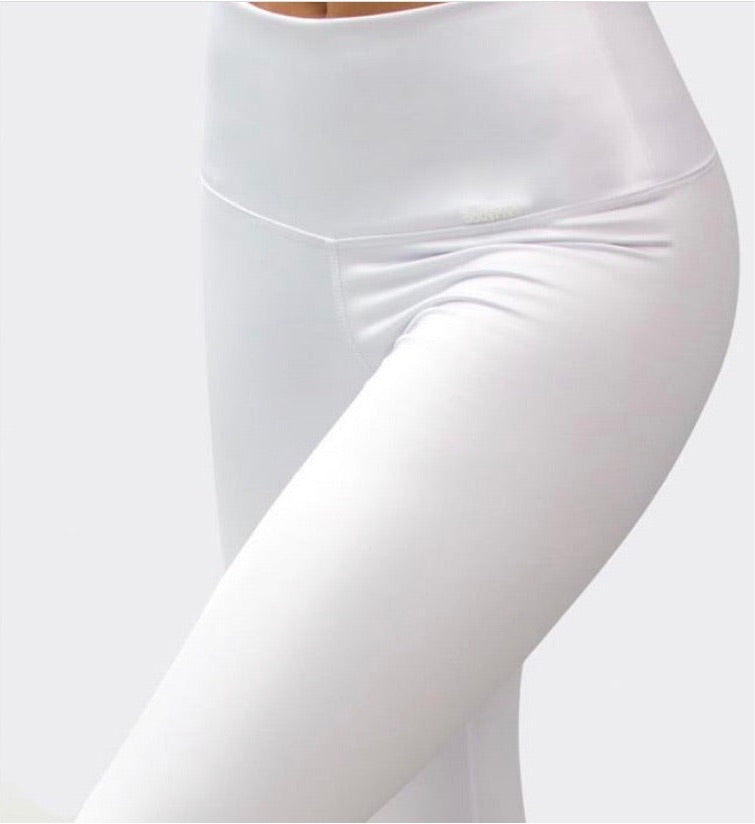 White color Legging effect leather basic